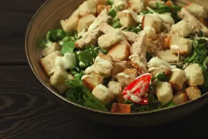 Fresh Vegetable Dishes Drucke: Fresh traditional Caesar salad