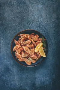 Fried Shrimp Drucke: Fried shrimp, with shell and head