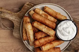 Cheese Nutrition Facts Drucke: Fried spring rolls with cheese