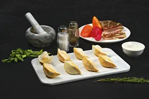Handmade Dumpling Recipe Drucke: Frozen dumplings with bacon and mashed potato