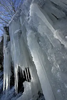 Ice Covered Waterfalls Drucke: Frozen waterfall