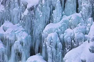 Frozen Waterfall In Iceland Drucke: Frozen waterfall, Oxarafoss