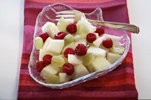 Fresh Fruit Nutrition Drucke: Fruit salad with honeydew melon