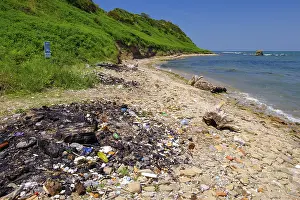 Drucke von Müll auf der Strand, Kap Rodon, Kepi i Rodonit, Adriatisches Meer, Gemeinde Ishem, Durrës, Durrës, Albanien Müll auf dem Strand , Kap Rodon , Kepi i Rodonit , Adriatisches Meer , Gemeinde Ishm Durres Drucke: Müll auf der Strand, Kap Rodon.