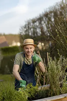 Single Person Gardening Drucke: Gardener