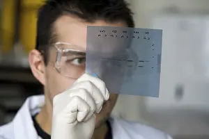 Scientific Research Lab Drucke: Genetic engineering laboratory