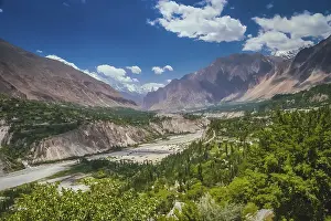 Historic Ruins Complex Pakistan Drucke: Gilgit river, tributary of the Indus river