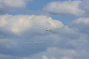 Europe Aviation Industry Drucke: Gliders fly in the sky, Germany