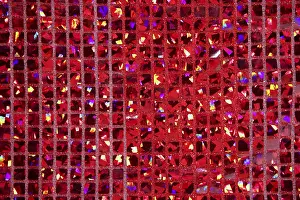 Bilder Datiert 2. Dezember 2024: Glitzerrote Stoffmuster-Makro-Hintergrund-Textur-Detail