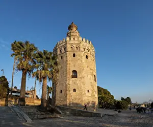 Famous Place In Spain Drucke: Gold Tower in the evening light