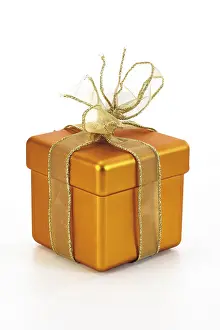 Christmas Tree Decoration Ideas Drucke: Golden giftbox