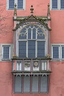 Ornamental Drucke: Gotische dekorative Bogenfenster aus dem Jahr 1530 im Schoffenhaus.