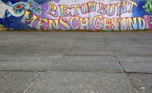Mural Painting Germany Drucke: Graffiti, Berlin, Germany