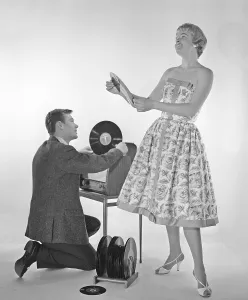 Vintage Record Player Drucke: Gramophone in the 1950s