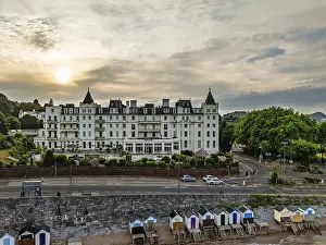 Drucke von Das Grand Hotel in Torquay von einem Drohnen, English Riviera, Torbay, Devon, England, Vereinigtes Königreich Torbay Drucke: Das Grand Hotel in Torquay von einem Drohnen.
