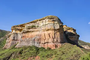 Southern Africa Landscape Drucke: Grassland with sandstone cliffs and cliffs
