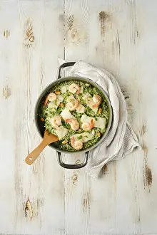 Seafood Risotto Recipe Drucke: Green rice risotto with white fish
