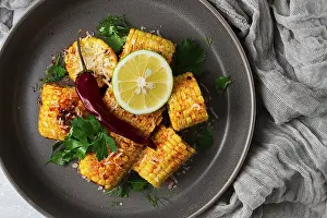 Spicy Corn Recipe Drucke: Grilled corn with spices, top view