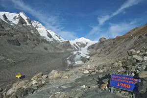 Eastern Alps Natural Reserve Drucke: GroBglockner and Pasterze glacier