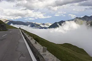 Hohe Tauern National Park Drucke: Grossglockner high roads above the clouds