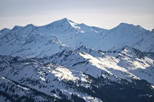 Mountainous Tyrol Region Drucke: Grossvenediger summit in winter