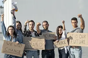 Freedom Of Expression Image Drucke: Group protesters marching together