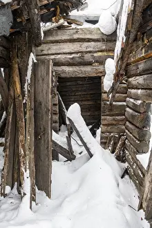 Uninhabited Roads In Russia Drucke: Former Gulag along the Road of Bones