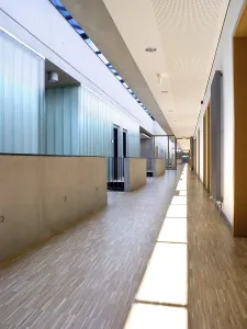 Construction Site Interior Drucke: Hall in a modern building