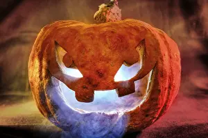 Deserted Halloween Scene Drucke: Halloween pumpkin