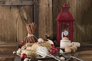 Eastern European Desserts Drucke: Halva