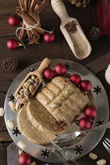 Eastern European Desserts Drucke: Halva