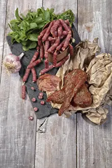 Pork Meat Products Drucke: Ham and different vegetables on a studio background