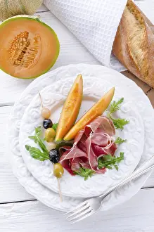 European Meat Products Drucke: Ham with melon and olives