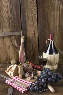 Gastronomy Photography Drucke: Ham, wine and bread