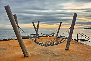 Empty Boat Landing Stage Drucke: Hammocks on the pier of Kellenhusen