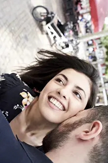 Happy Couple Drucke: Happy affection laughing together
