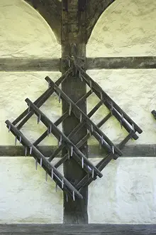 Historic Building Architecture Drucke: Harrow on a wall