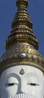 Buddha Statue Thailand Drucke: Head with crown of the highest of the five seated Buddhas (path to enlightenment)