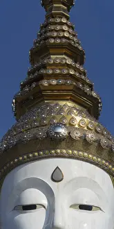 Thai Religious Building Drucke: Head with crown of the highest of the five seated Buddhas (path to enlightenment)