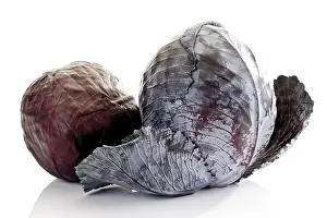 Vitamin Rich Vegetable Drucke: Two heads of red cabbage
