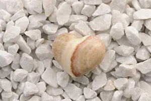 Symbolic Love Picture Drucke: Heart of stone, marble