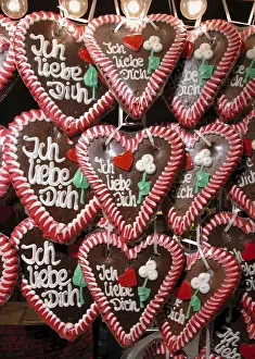 Gingerbread Hearts Drucke: Hearts made of gingerbread