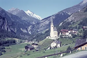Heiligenblut Austria Drucke: Heiligenblut with Grossglockner