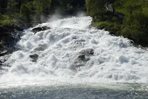 Gerahmter Druck : Hellesyltfossen, Hellesylt, Møre og Romsdal Gerahmter Druck : Hellesyltfossen, Hellesylt, Møre og Romsdal