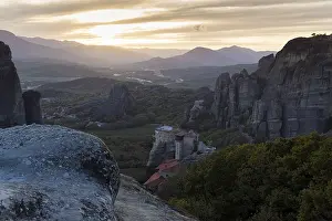 Meteora Monasteries Drucke: Hermitages between high cliffs