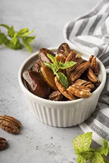 View From Above Table Drucke: High angle nuts dates bowl