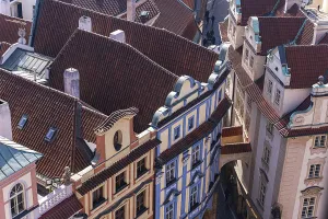Historic District Architecture Drucke: High-angle view showcasing the intricate rooftops
