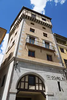 High Rise Building Design Drucke: High, antique building complex designed with stone