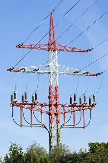 High Voltage Transmission Line Drucke: High-voltage pylon, red and white