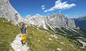 UNESCO World Heritage Alps Drucke: Hiker at the Rosengarten-Group Conversion